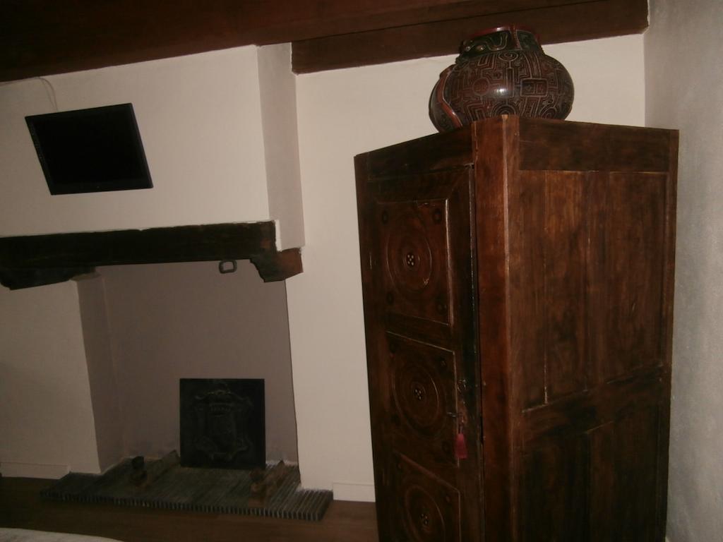 Bed and Breakfast L'Apotheis Saint-Thégonnec Zimmer foto